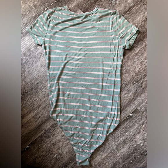 Heart & Hips Green Striped Bodysuit - Picture 2 of 2